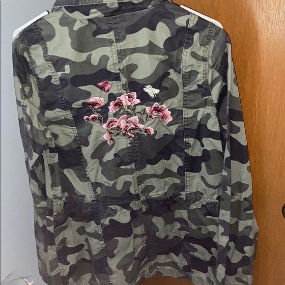 Jacket - Picture 2 of 2